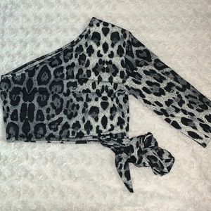 Cheetah Print One Shoulder Knot Side Top